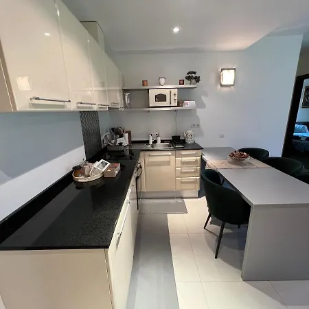 The Nature View Suite, Part Of Terra Complex & בנסקו